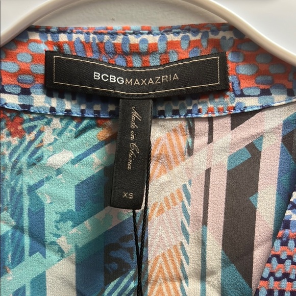 Colorful Abstract Kimono Robe - Picture 4 of 5